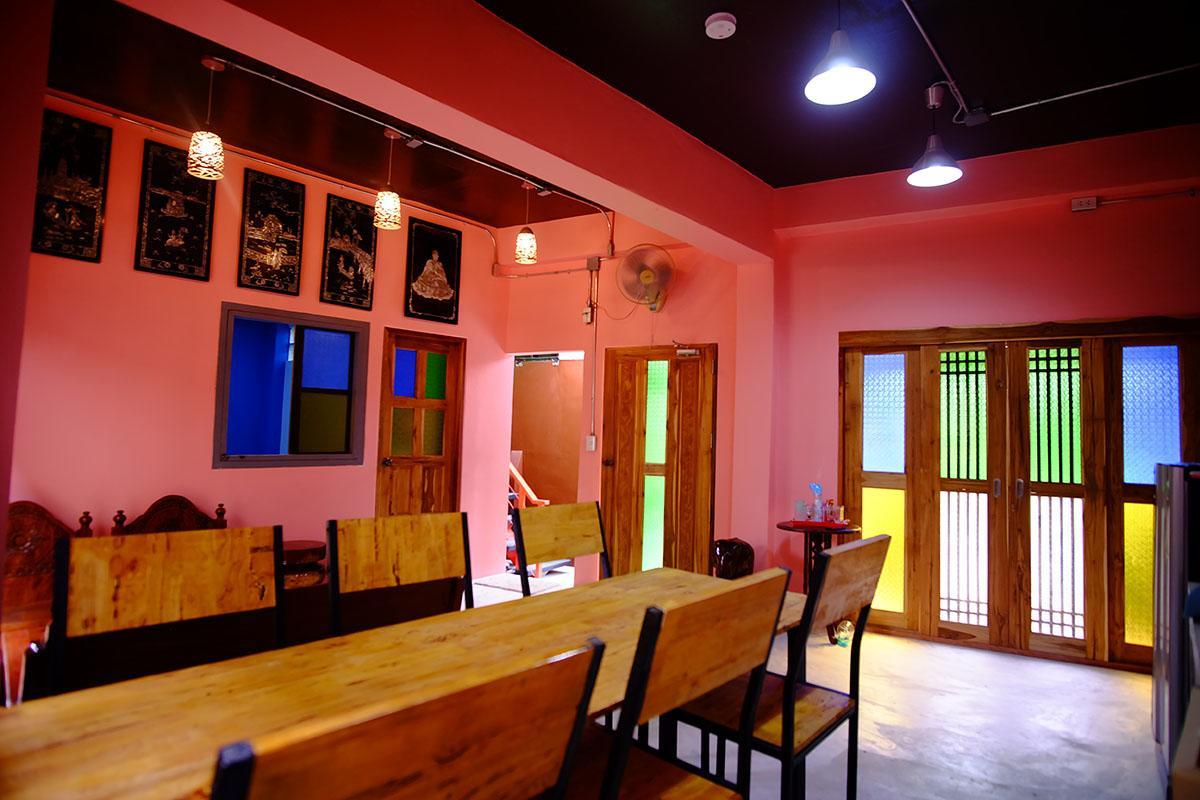 Nap Corner Hostel Phitsanulok Extérieur photo